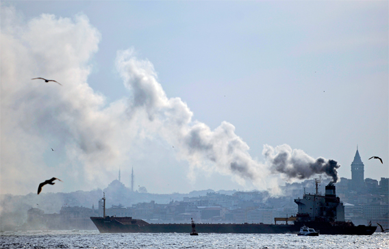 Kükürt yasağı armatörü de, bunkerciyi de vuracak