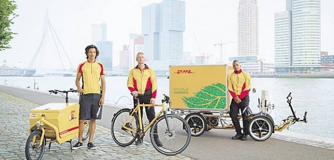 DHL'den bisikletli kuryeler