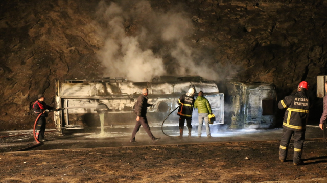 Korkunç kaza... Yakıt tankeri patladı