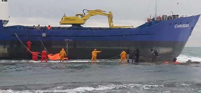 M/V Chrisdul adlı gemi karaya oturdu