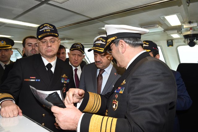 Bakan müjdeyi verdi: 'Reis', 2018'de denizde