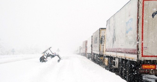 Sanayide işler yürüyor ama taşımada frene basıldı