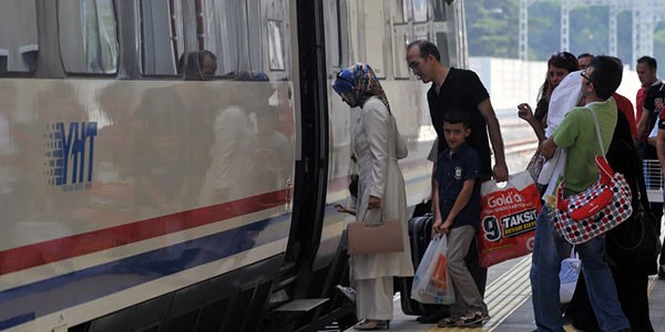TCDD'den baba kız yan yana oturtulmadı iddiasına yanıt