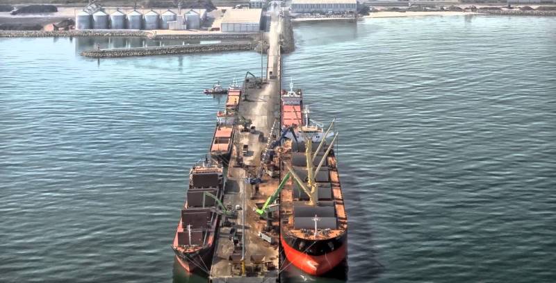 Yeşilyurt Limanı'na, geçici deniz hudut kapısı statüsü