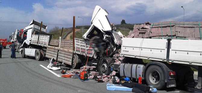 Trafik kazalarında 4 bine yakın insan hayatını kaybetti