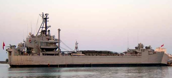 TCG Ertuğrul'da yangın çıktı