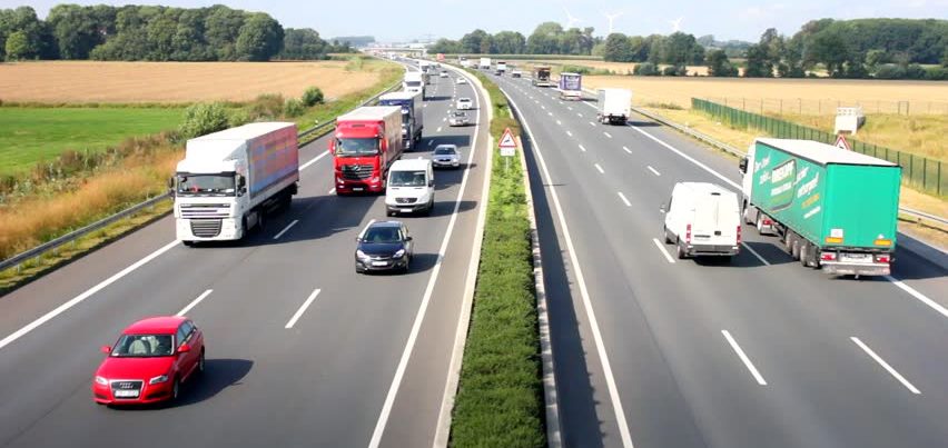 TIR şoförlerine Avrupa yollarında asgari ücret zorunluğu