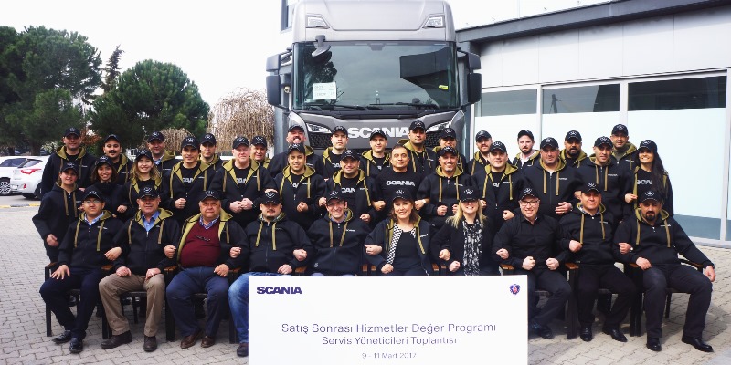 Scania servis yöneticileri müşteri memnuniyeti için buluştu