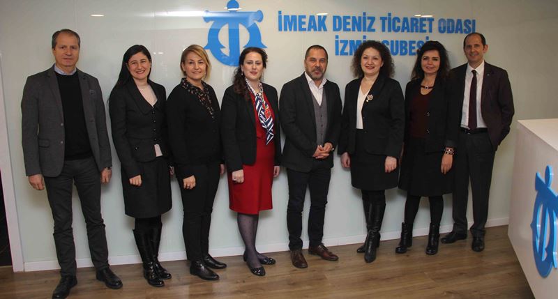 Denizcilikte dümene kadınlar geçiyor