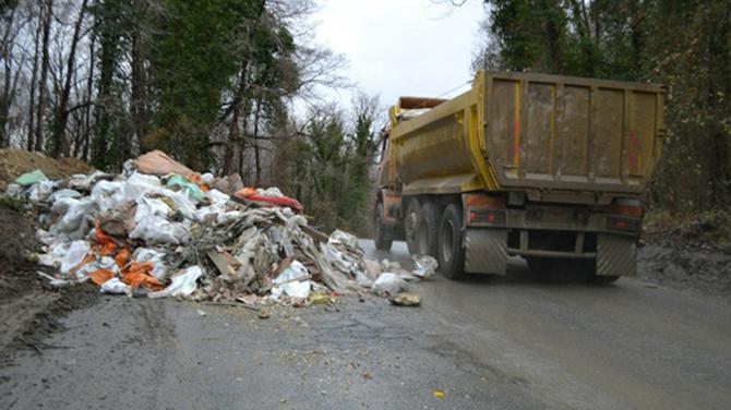 Moloz döken yakalanırsa aracına el konulacak