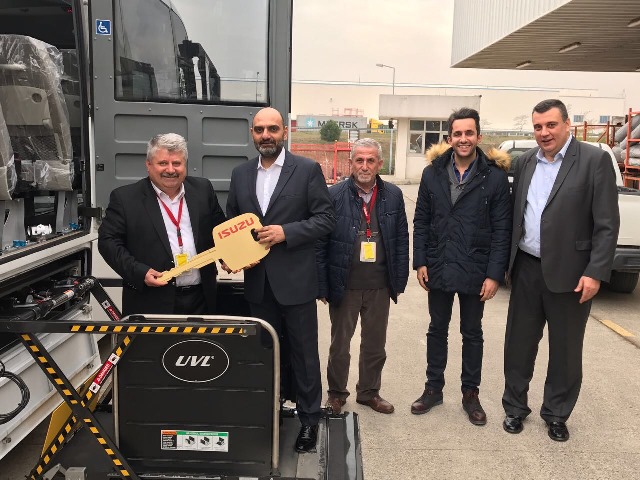 İlk Liftli Isuzu Turkuaz Ankara Nallıhan Kooperatifi’nde