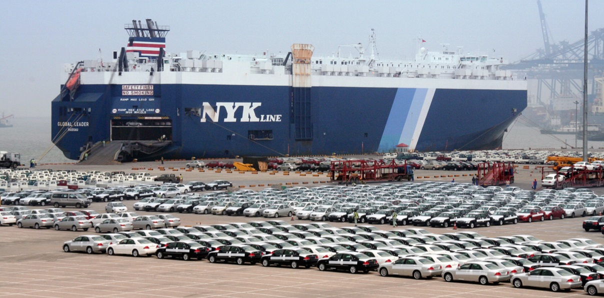 Saatte 73 otomobil ihraç ediliyor