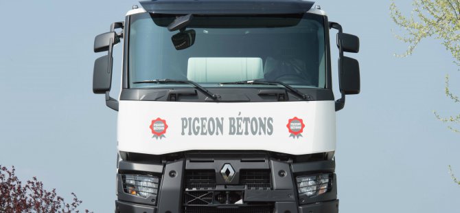 Renault Trucks’un, 800.000’inci kamyonu banttan indi