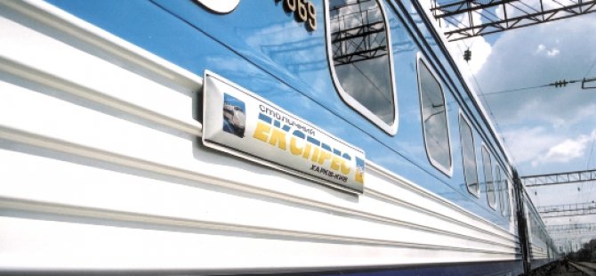 Ukrayna, uçaktan sonra Rusya ile tren seferlerini de durduruyor