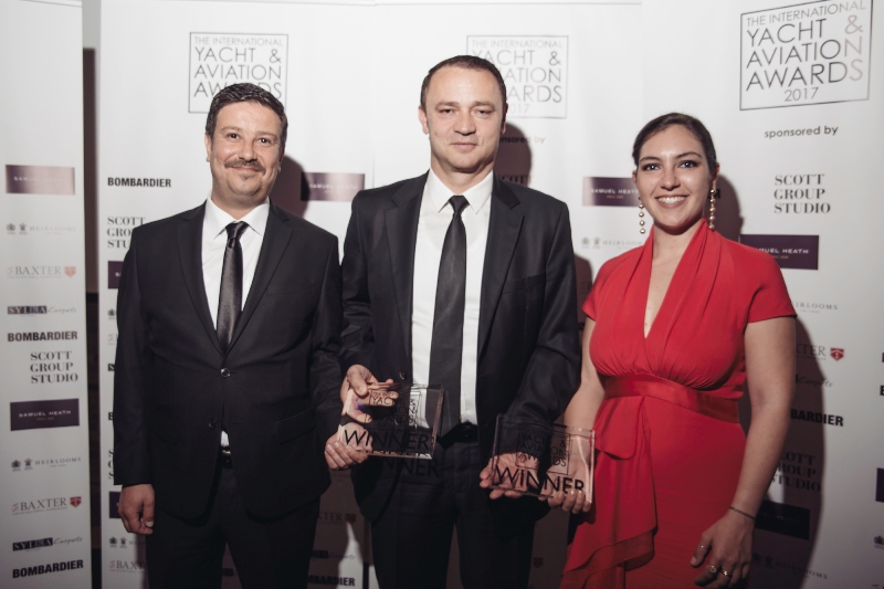 Mengi Yay, Venedik'te ödülleri topladı