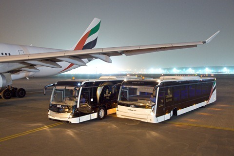 Emirates’in yeni transfer araçlarıyla kesintisiz konfor