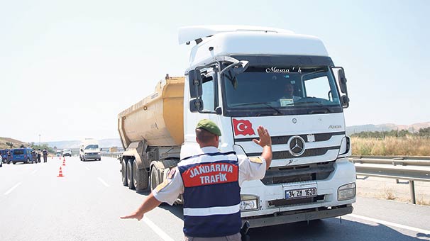 Vee lastik patladı!