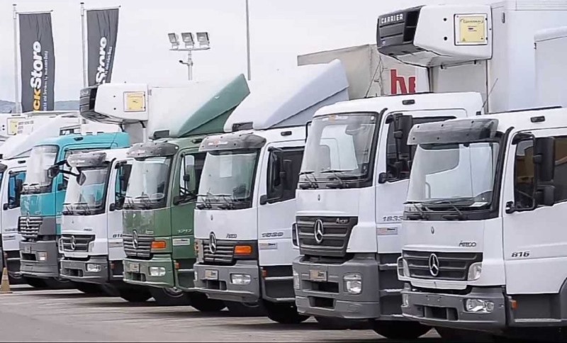 Mercedes, ikinci elde dikey çıkışını sürdürüyor
