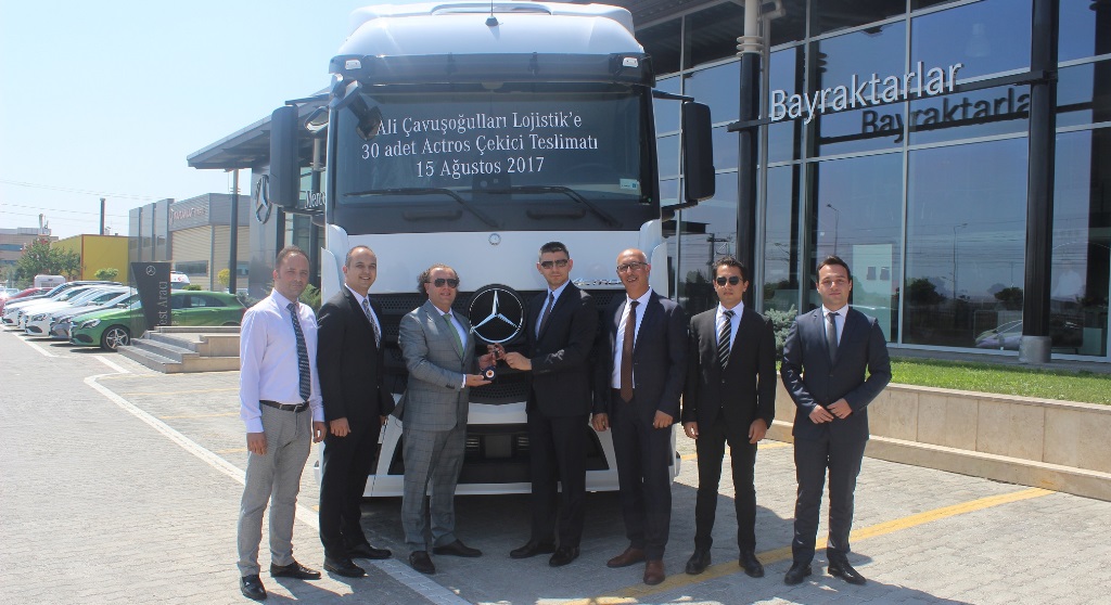 Ali Çavuşoğulları Lojistik filosuna 30 Actros katıldı