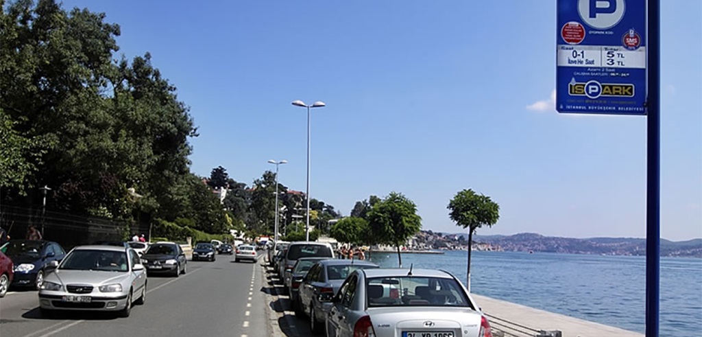 Bayramda yol üstü İSPARK'lar üç gün ücretsiz