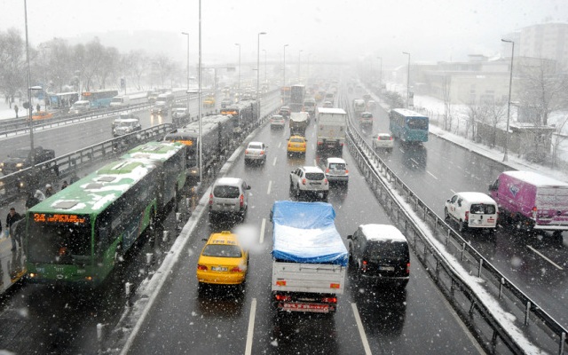 İstanbul kabusa uyandı