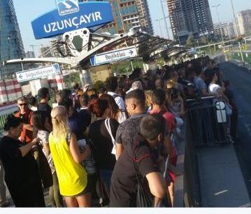 Gidenler gitti, kalanlara metrobüs eziyeti