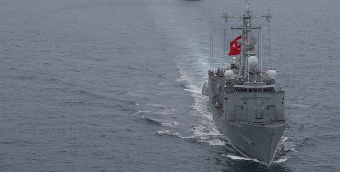Yunan gemisinin yardımına Türk fırkateyni yetişti