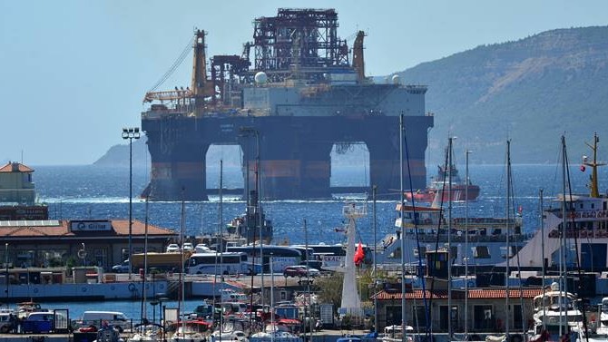 Çanakkale Boğazı tek yönlü kapatıldı