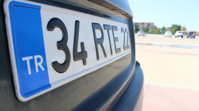 'RTE' plakalı aracına bakın ne kadar istiyor