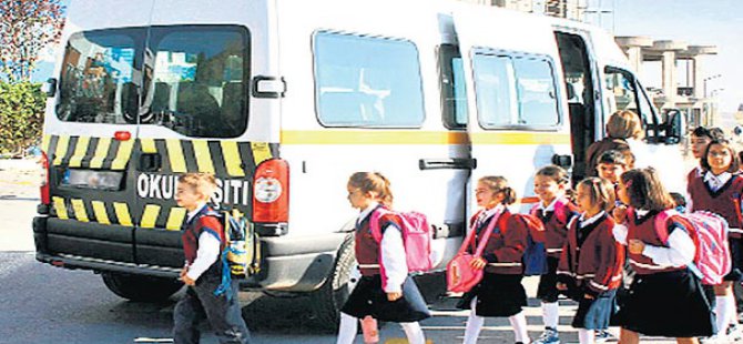Okul servisi sürücülerine sınav şartı geliyor
