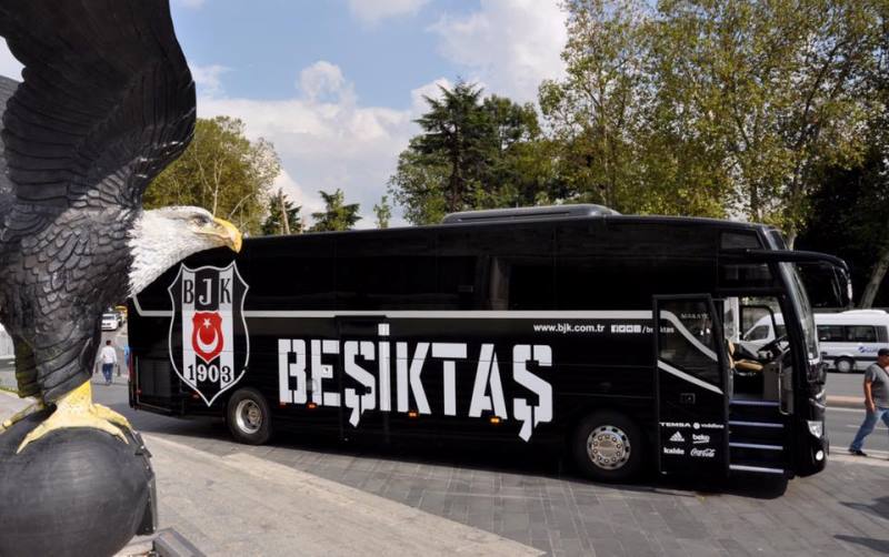Otobüs ve futbolun şampiyonlarının işbirliği büyüyor