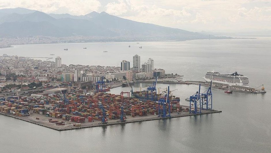 Alsancak Limanı'nda kaçak yakıt operasyonu