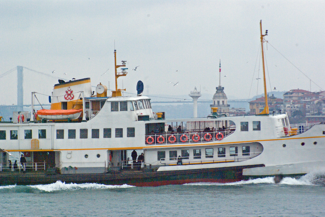 İstanbul'da yılbaşı gecesi ek vapur seferi