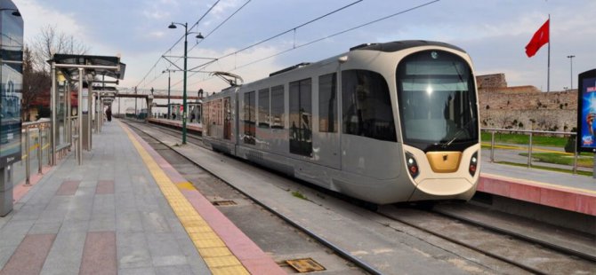 Esenboğa Havalimanına metro talebi