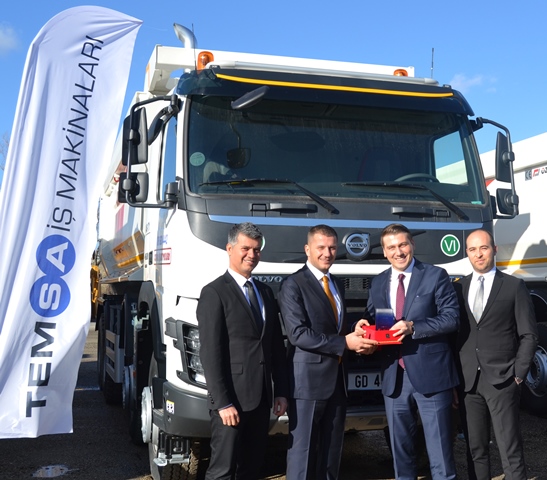 Onur Taşımacılık, 128 Volvo kamyon ve çekici aldı