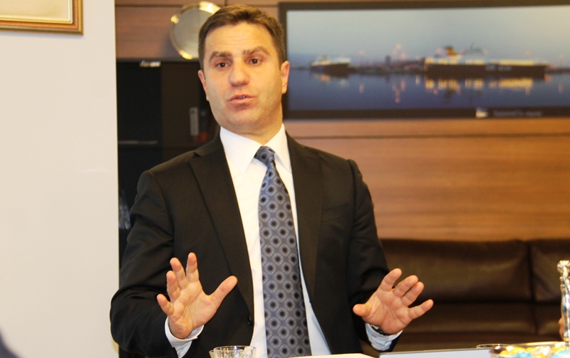 Çetin Bey 4 milyon Euro versin, 500 bini derneğe hibe edeceğiz