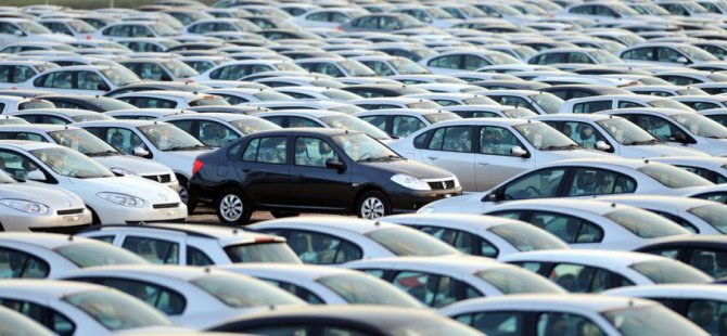 Satılan her 100 otomobilden 70'i ithal