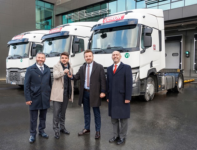 Çekok Gıda, filosuna 45 Renault Trucks T 460 kattı