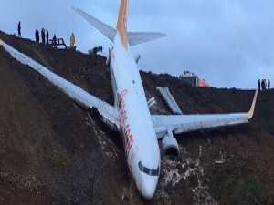Trabzon’da pisten çıkan uçağı, büyükşehir belediyesi istiyor