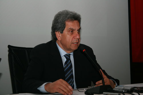 Çetin Nuhoğlu UND yönetimine seslendi