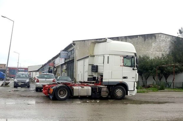 Bu da oldu: Çekicinin treylerini çaldılar