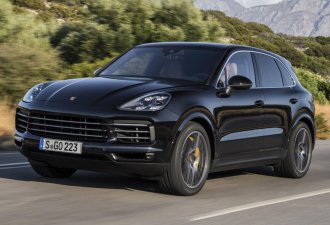 Porsche Cayenne Hybrid yola çıktı!