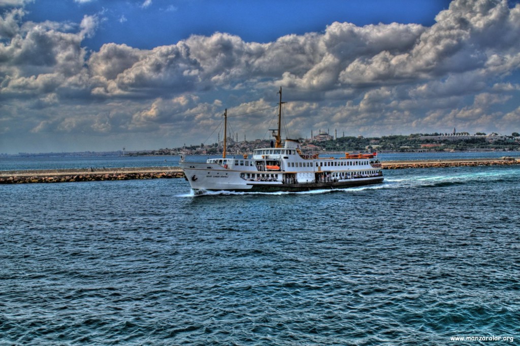 Gökçeada ve Bozcaada'ya ulaşım durdu