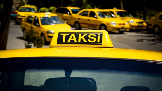 Ağbal: Taksi plakası satışında vergi kaldırılmadı