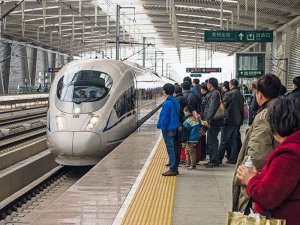 Çin: Fakirler uçak ve tren bileti alamayacak