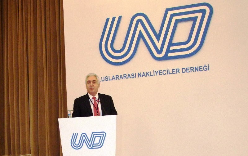 O riyakarları yönetime almayın!
