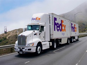 Tam elektrikli tır Tesla Semi siparişi verenlerin arasına FedEx de eklendi