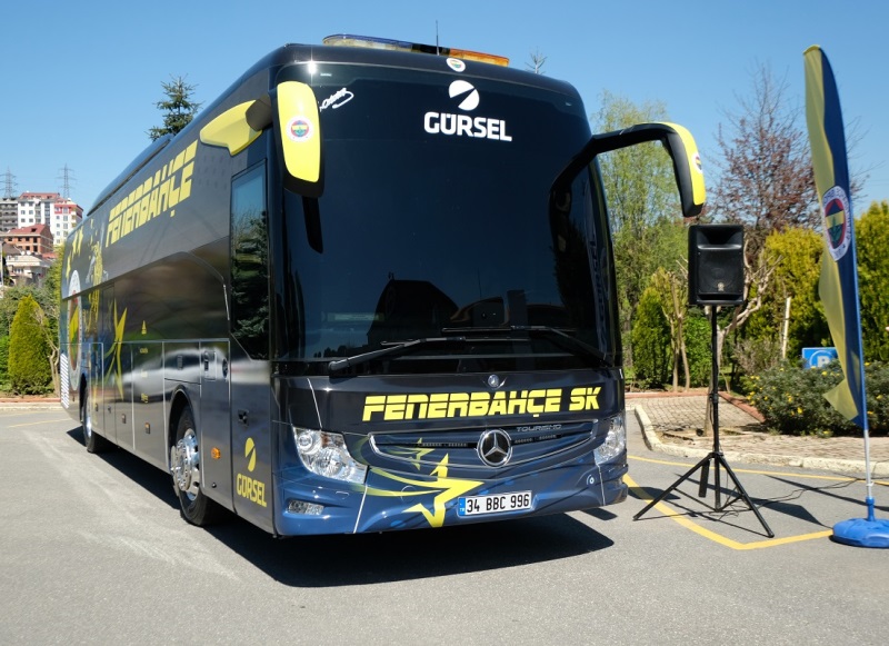 Gürsel Turizm, Fenerbahçe'ye "en konforlu" Tourismo'yu tahsis etti