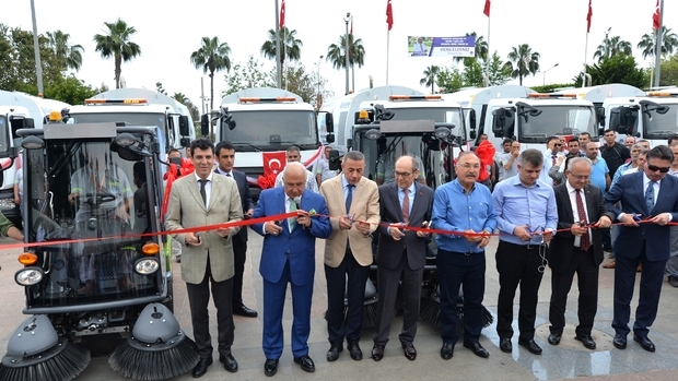 Mersin Belediyesi, araç filosunu genişletti