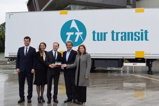 Turtransit, Tırsan’dan 30 tekstil taşıyıcı kutu aldı